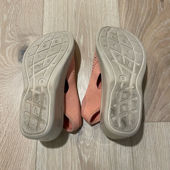 BZees washable comfort wedge in coral - Picture 8 of 8